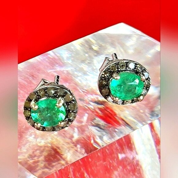 925 Sterling Silver Stud Earrings with Natural Emerald 6x5mm & Natural Diamonds - Picture 1 of 6